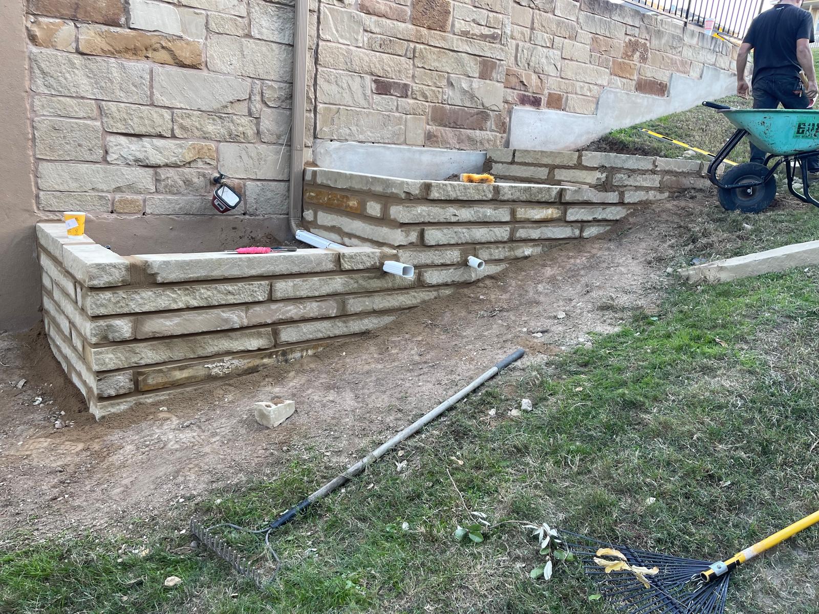 Stone Wall — Building Up